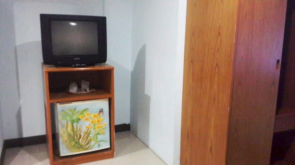 Silla Patong Hostel Extérieur photo